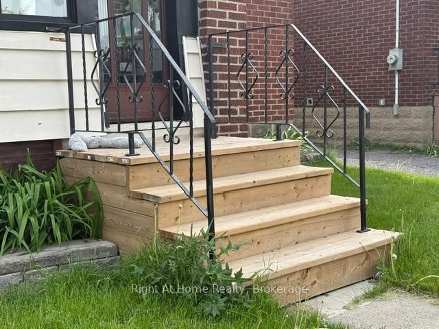 238 Albert Street • Oshawa, ON photo 3