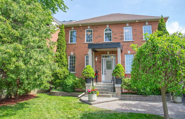 1000 Riverview Crescent