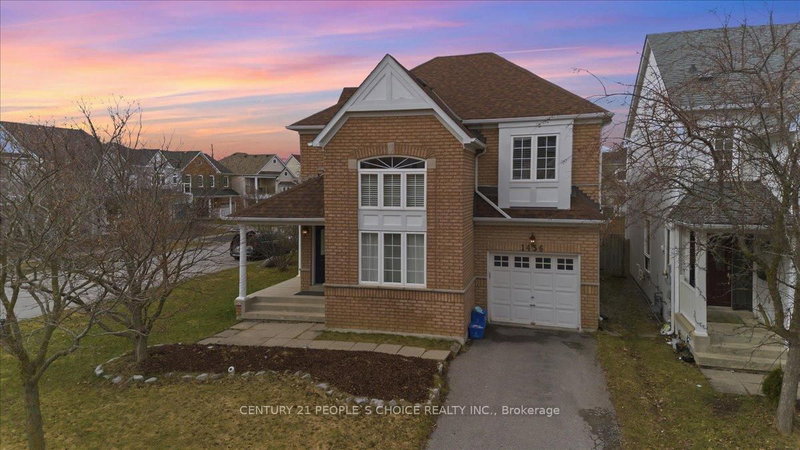 home for lease on 1456 Lyncroft Crescent