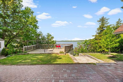24 Pettet Drive • Scugog, ON photo 9