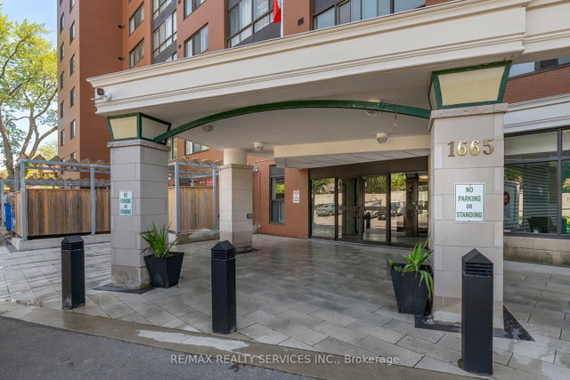 208 - 1665 Victoria Park Avenue