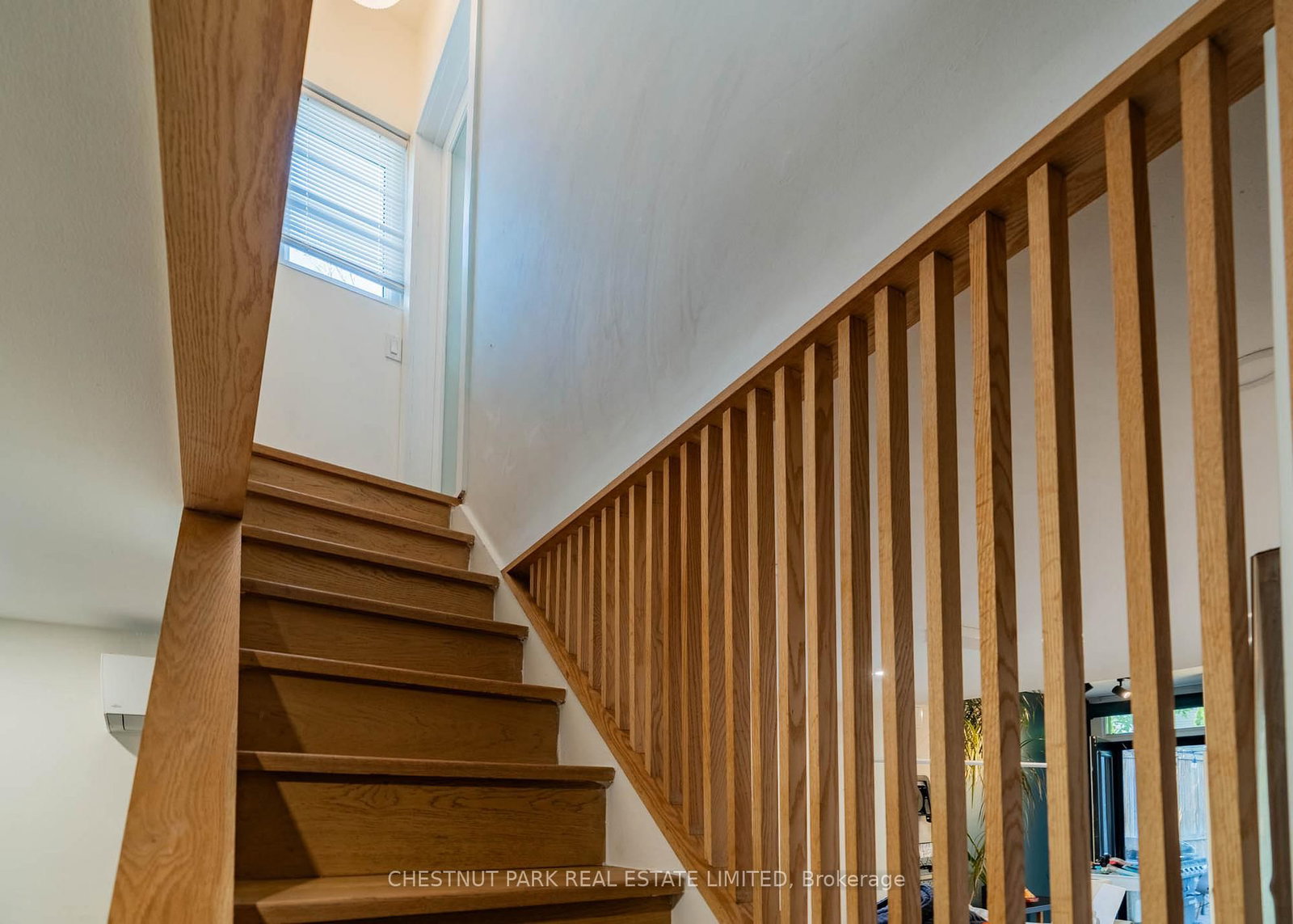 119 Craven Road • Toronto, ON photo 15