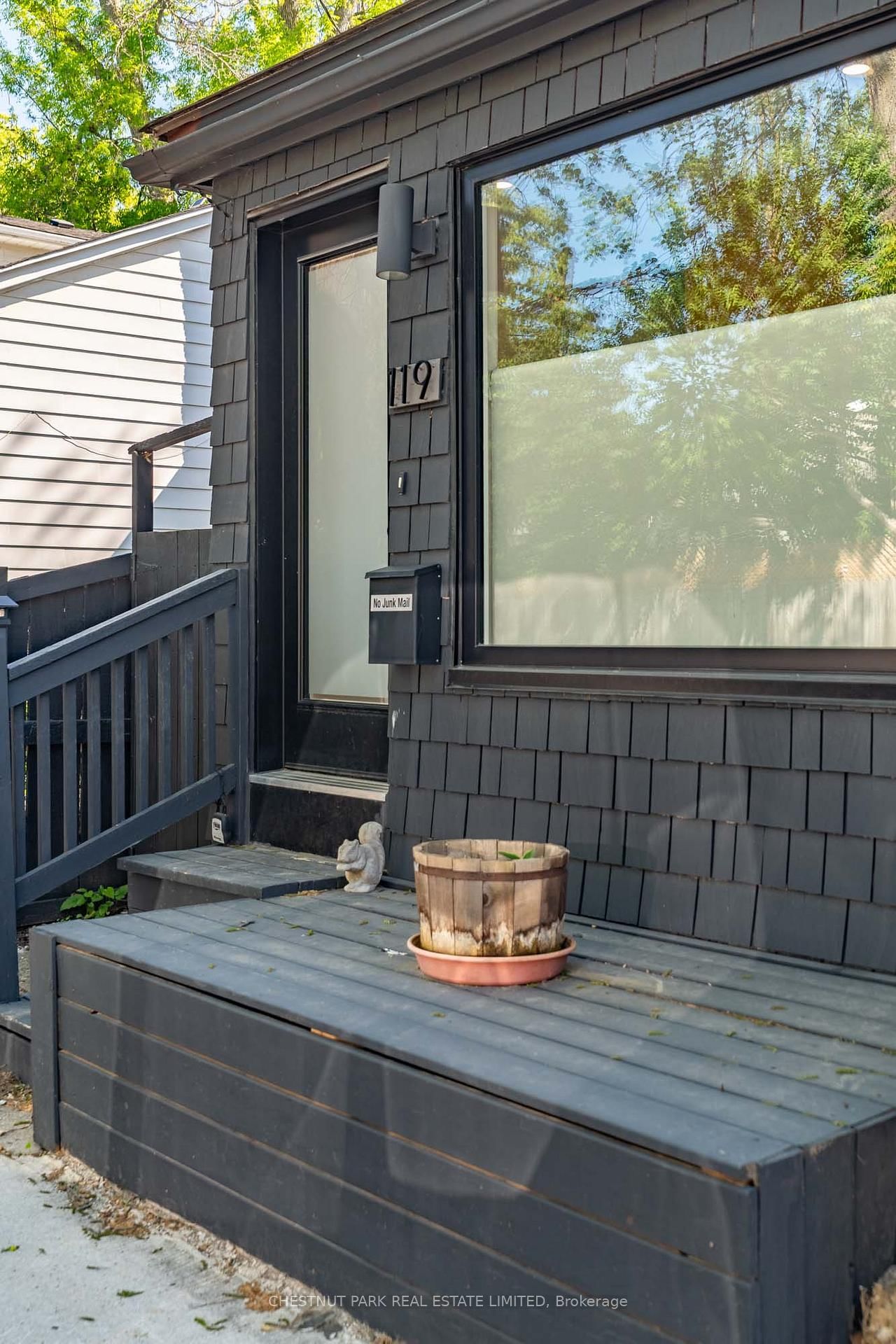 119 Craven Road • Toronto, ON photo 26