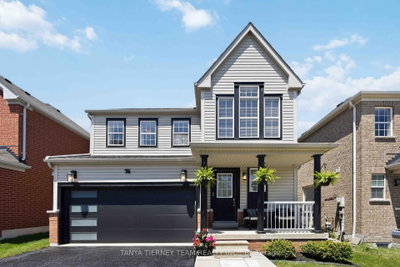 4-bed Detached House · 76 Vipond Rd