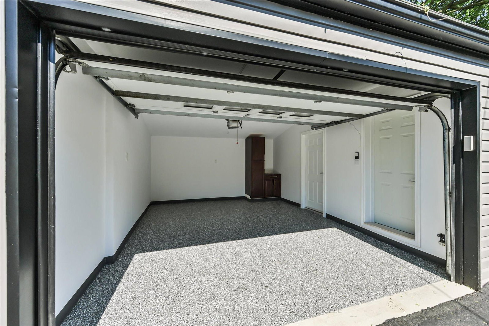 93 Coleridge Avenue - Photo 42