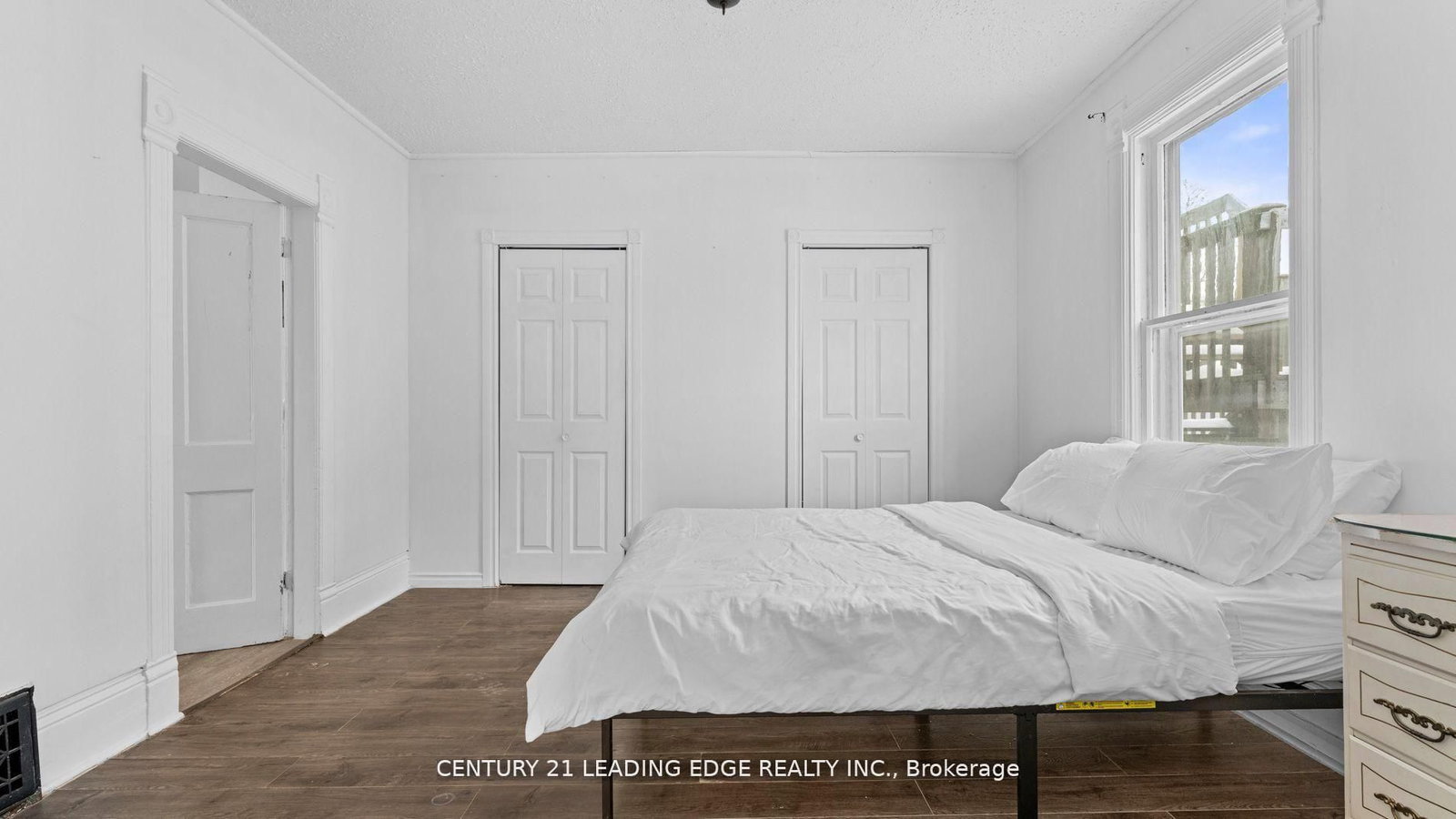 195 Albert Street • Oshawa, ON photo 13