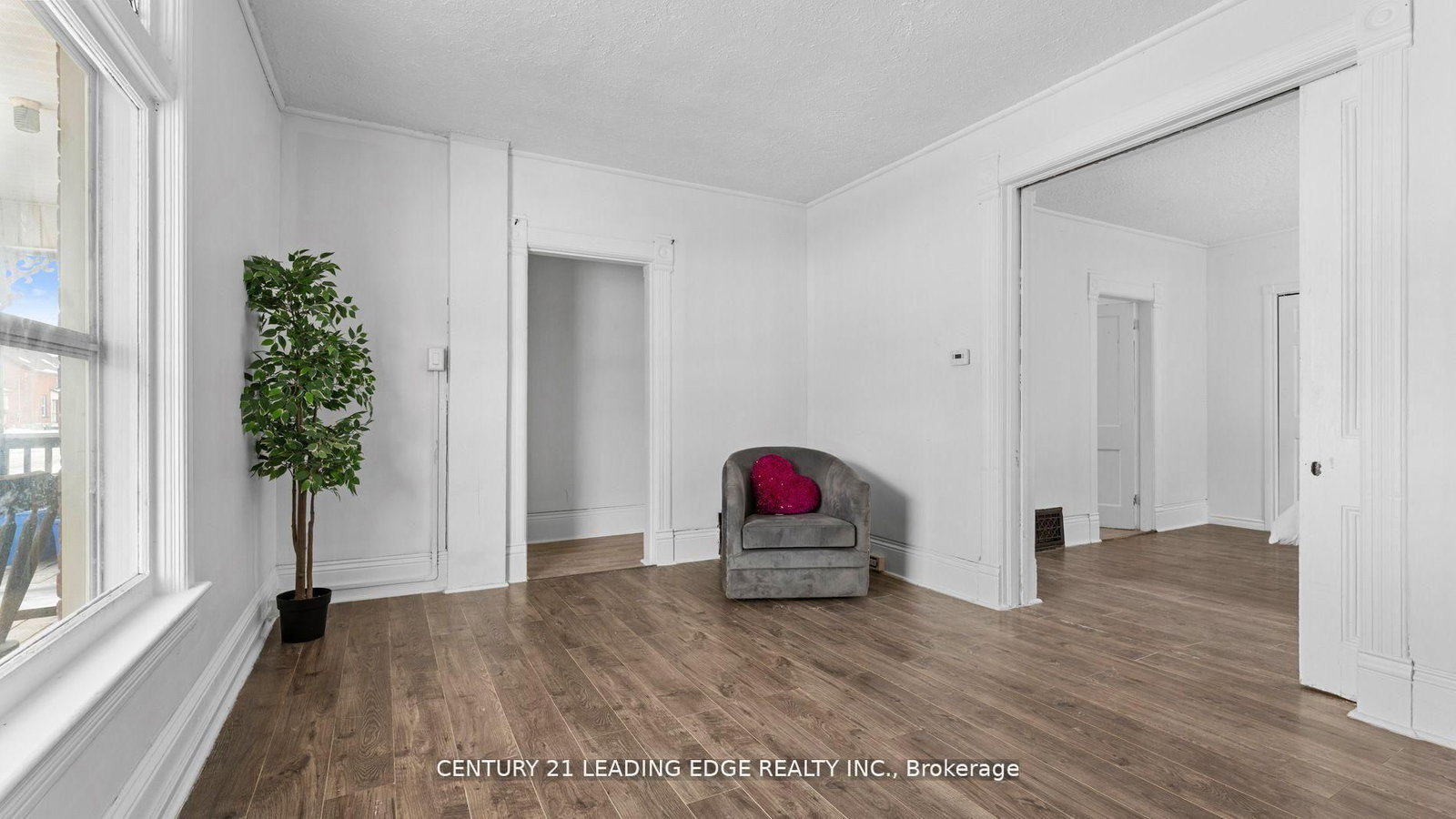 195 Albert Street • Oshawa, ON photo 8