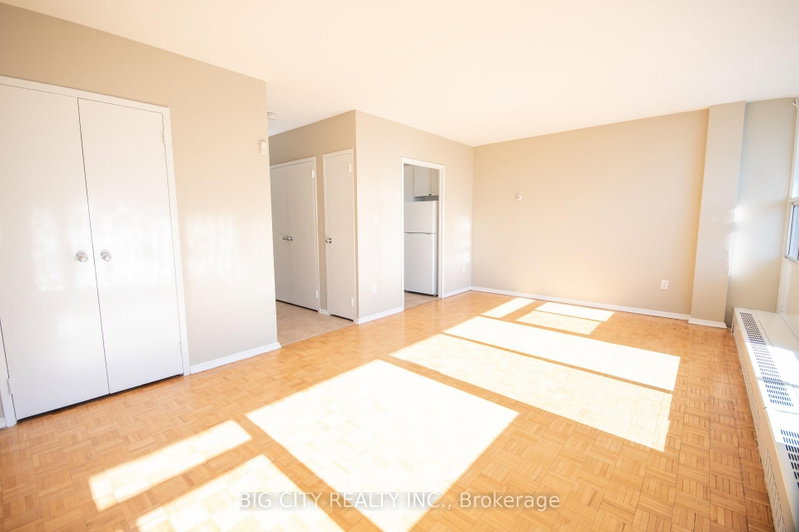 22 - 70 Cambridge Avenue