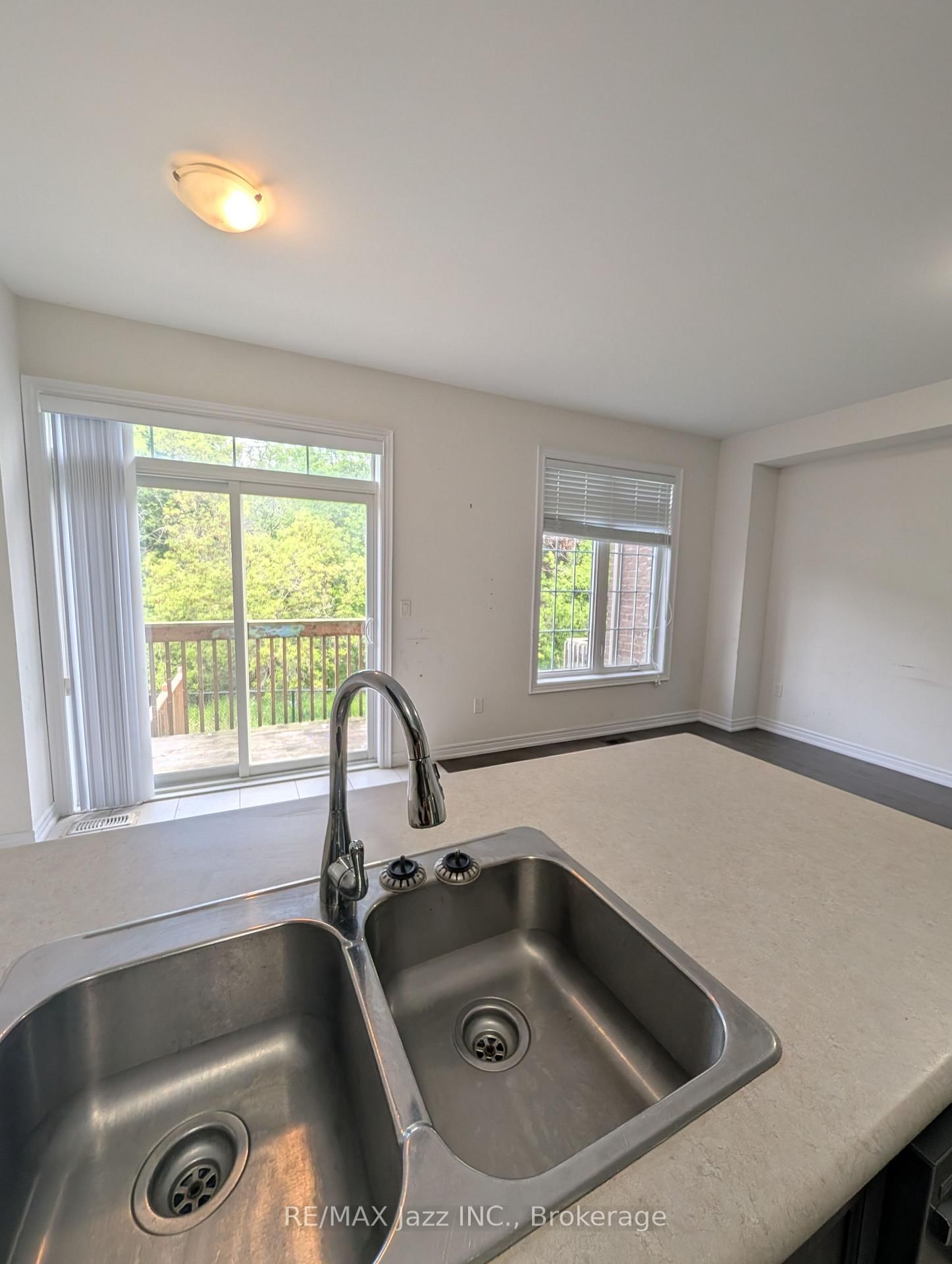 41 Aldridge Lane • Clarington, ON photo 11
