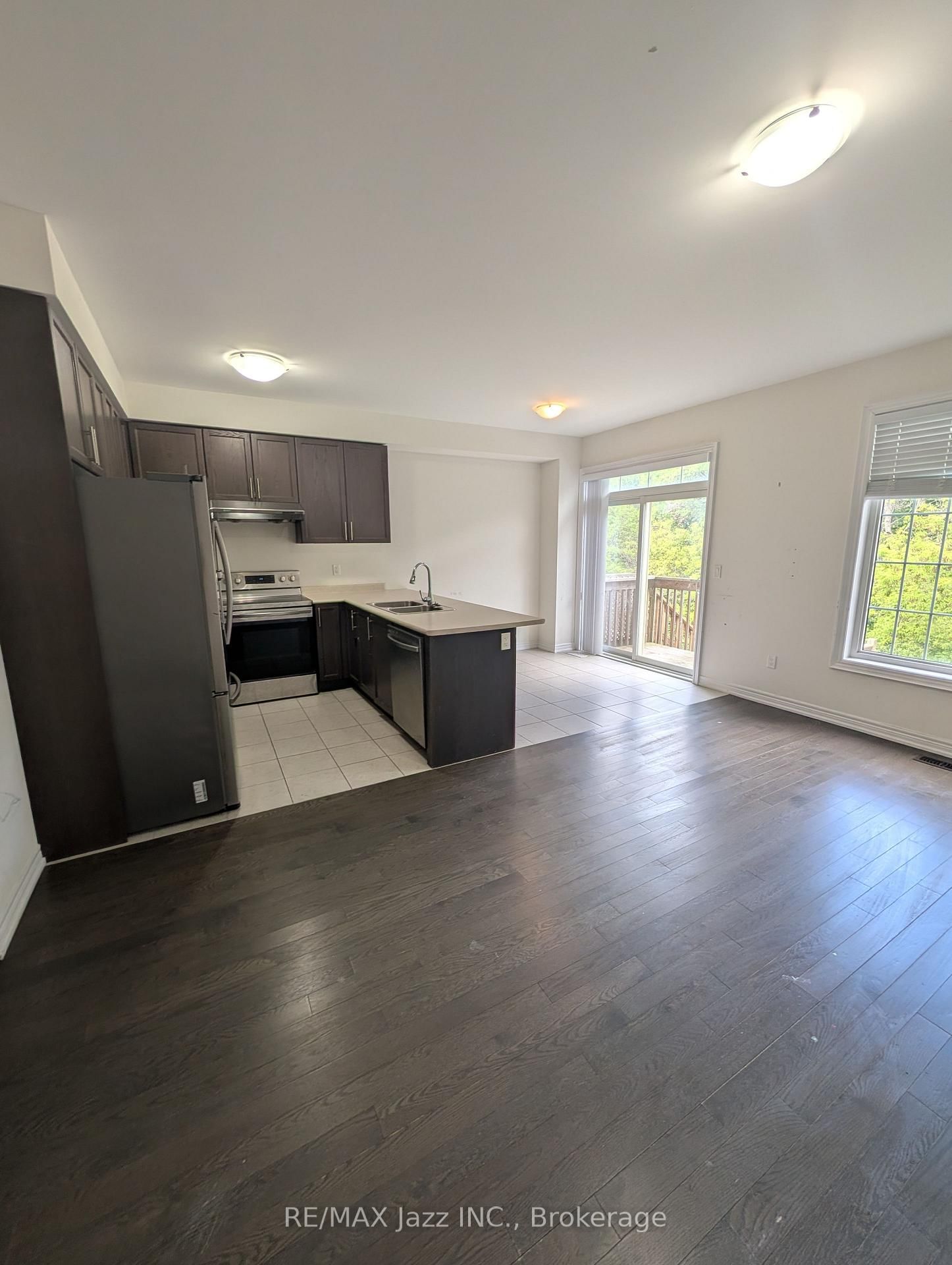41 Aldridge Lane • Clarington, ON photo 5