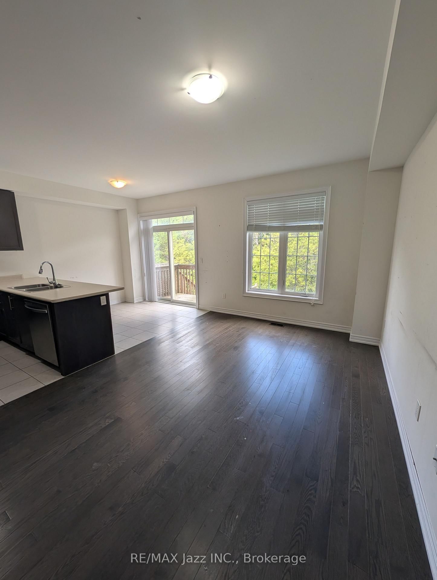 41 Aldridge Lane • Clarington, ON photo 6