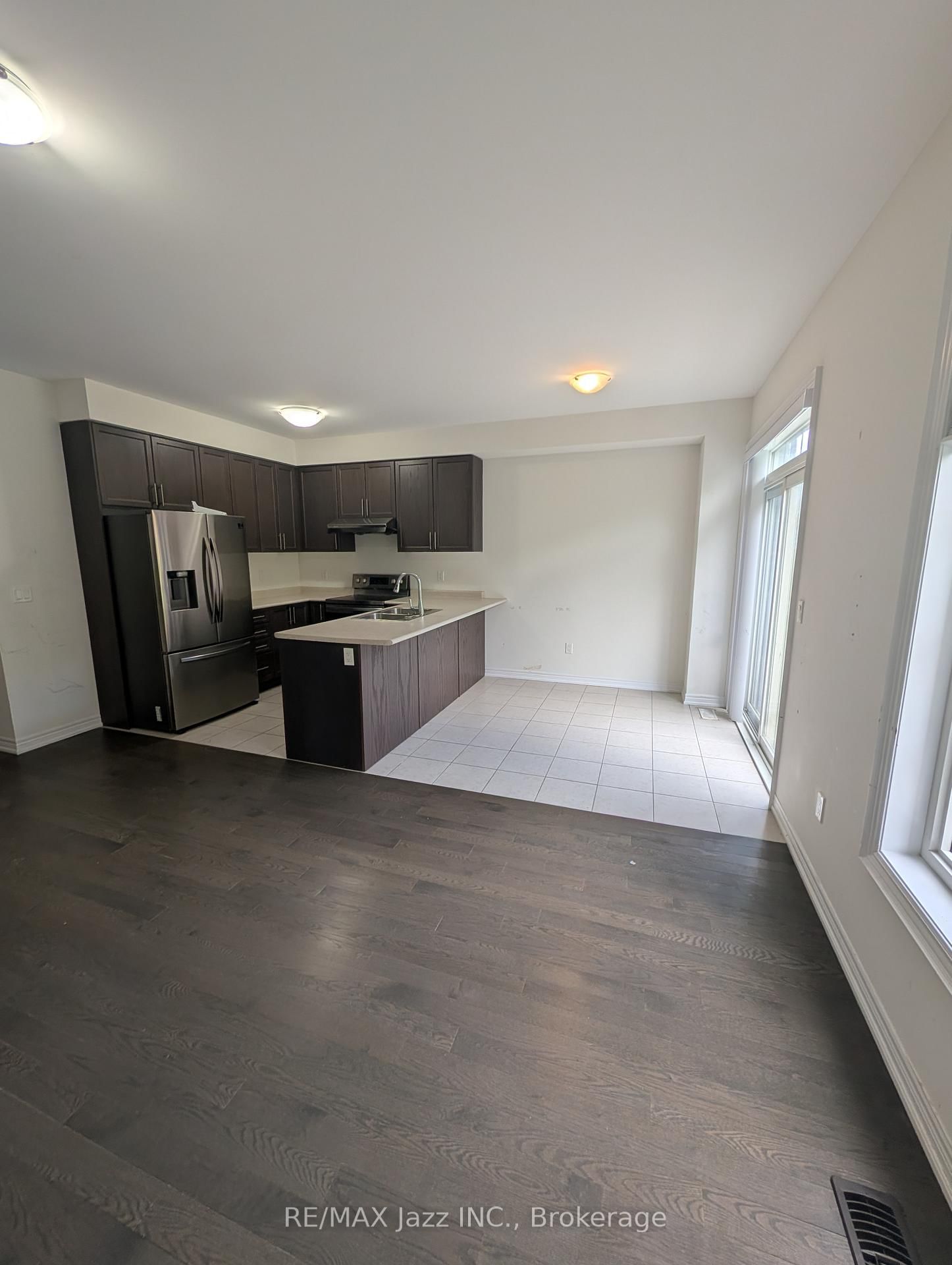 41 Aldridge Lane • Clarington, ON photo 9