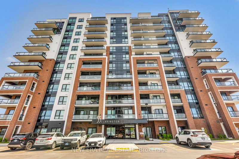 home for lease on 1202-55 Clarington Boulevard