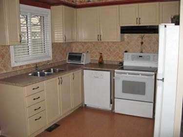 831 Lavis St, Oshawa, L1K1W8 | Image 2