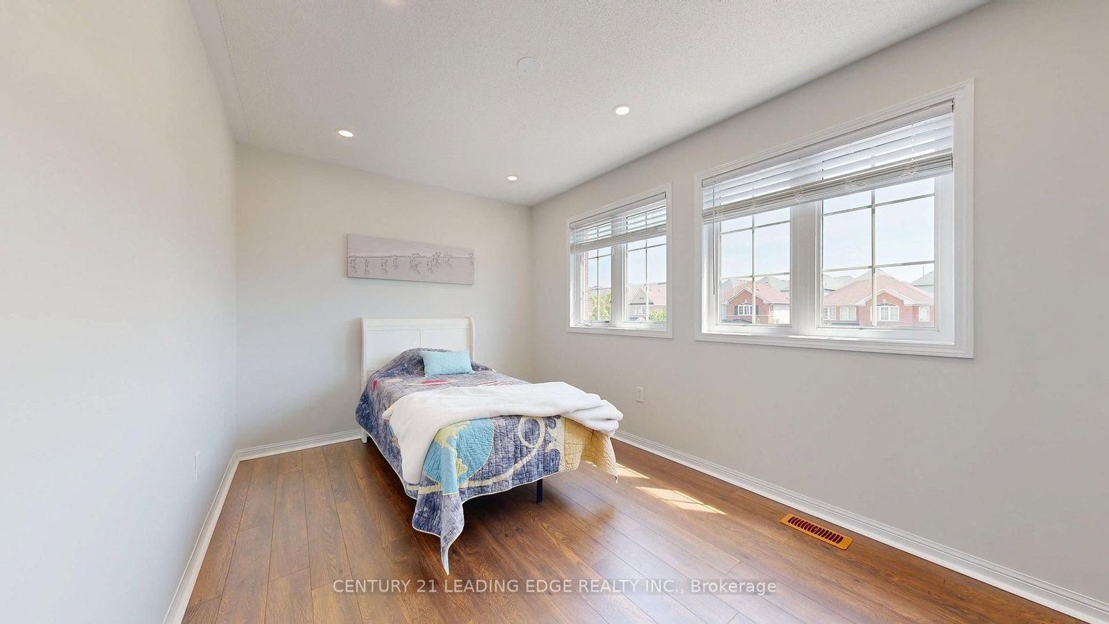 784 Ormond Drive • Oshawa, ON photo 30