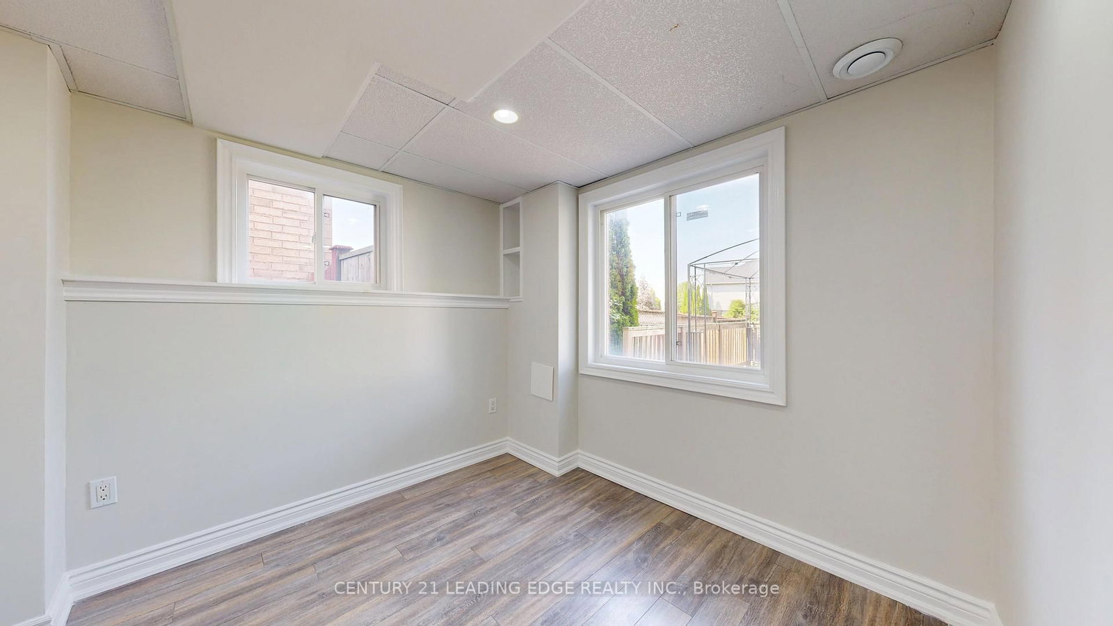 784 Ormond Drive • Oshawa, ON photo 41