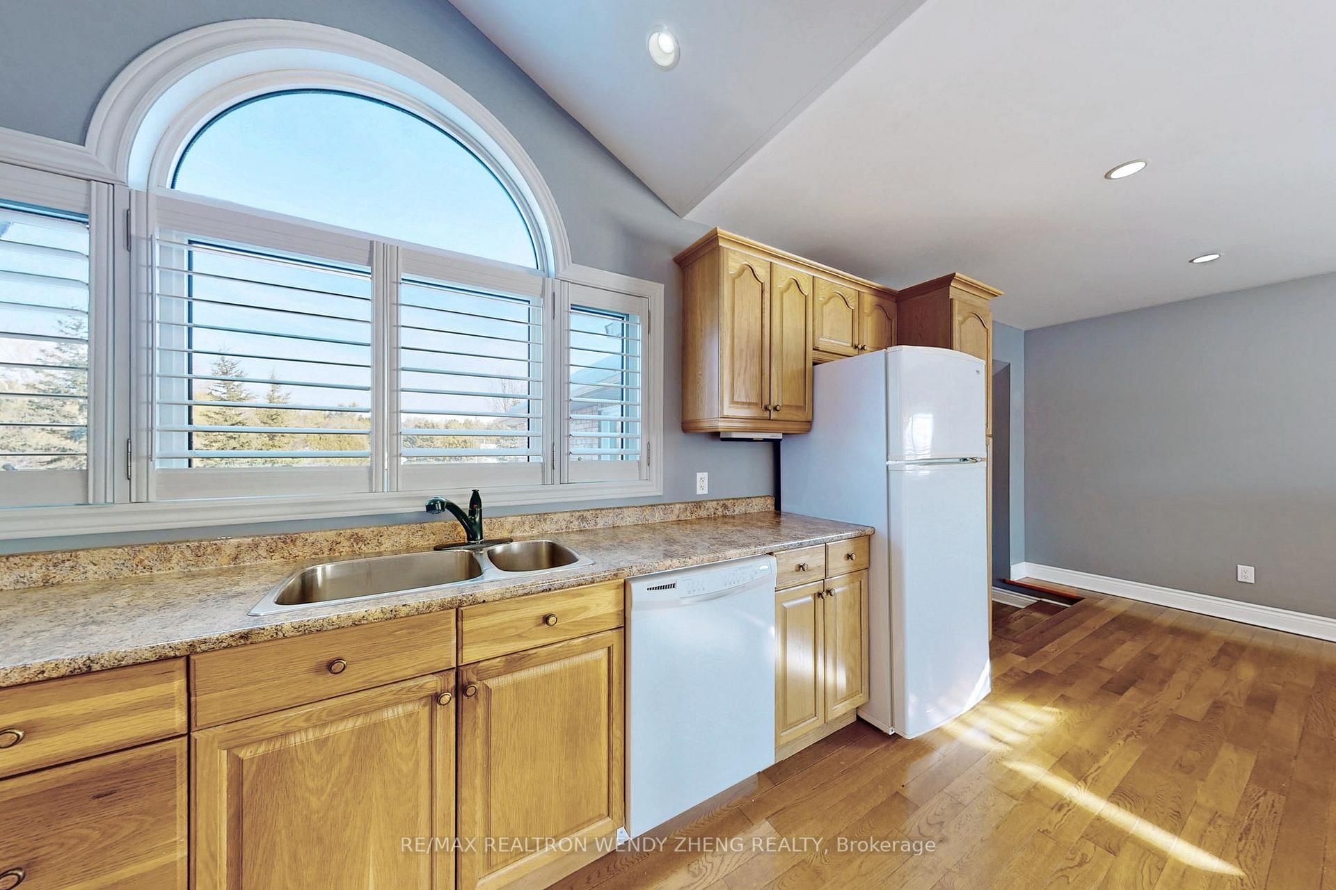 99 Hurd Street, Unit Apartment