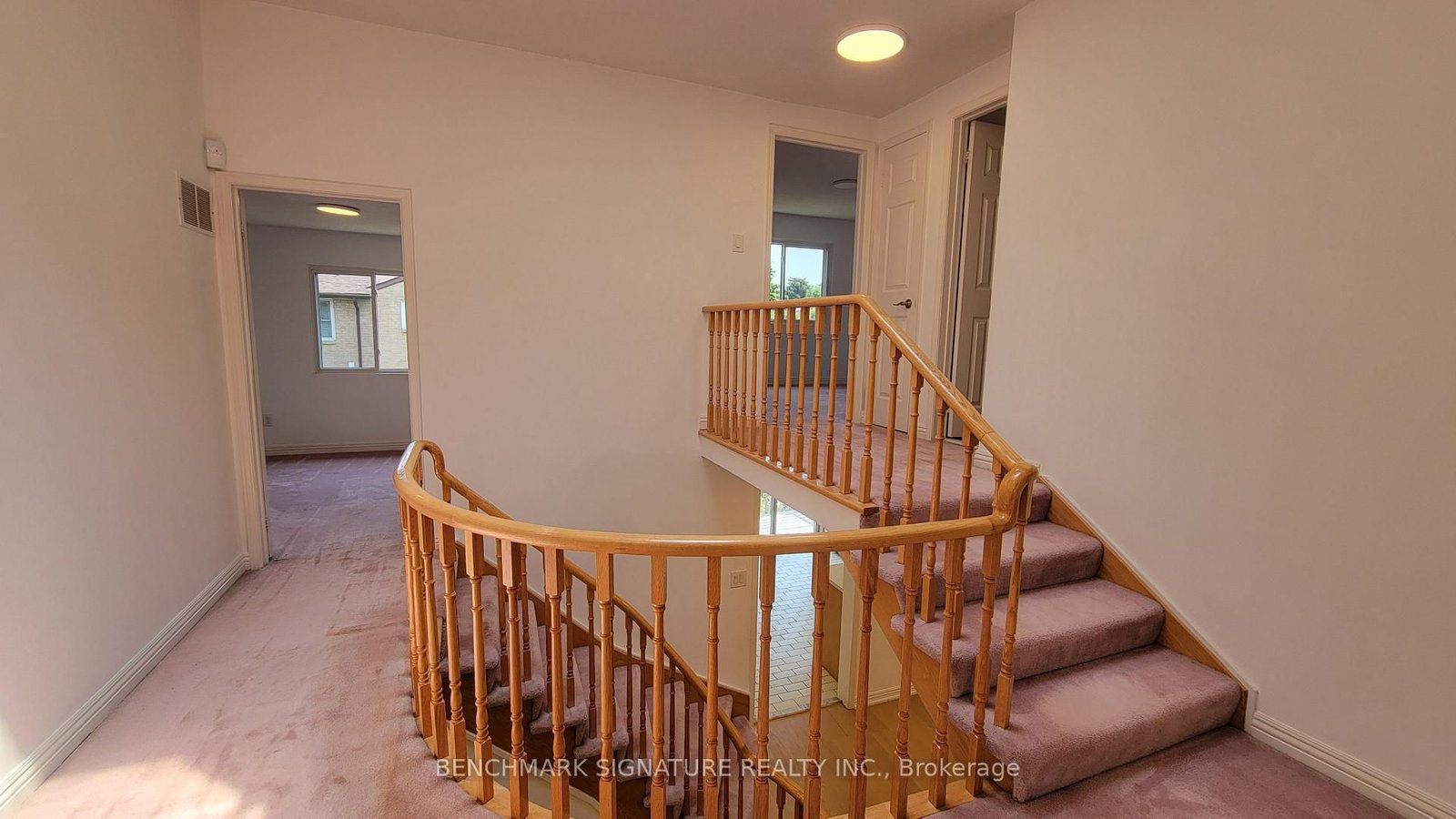 35 Wintermute Boulevard • Toronto, ON photo 16