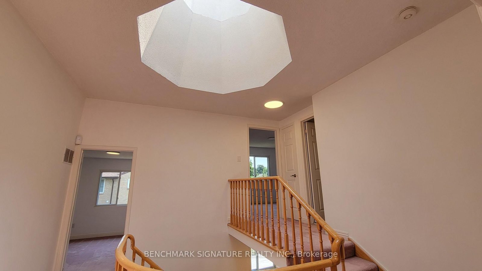 35 Wintermute Boulevard • Toronto, ON photo 17