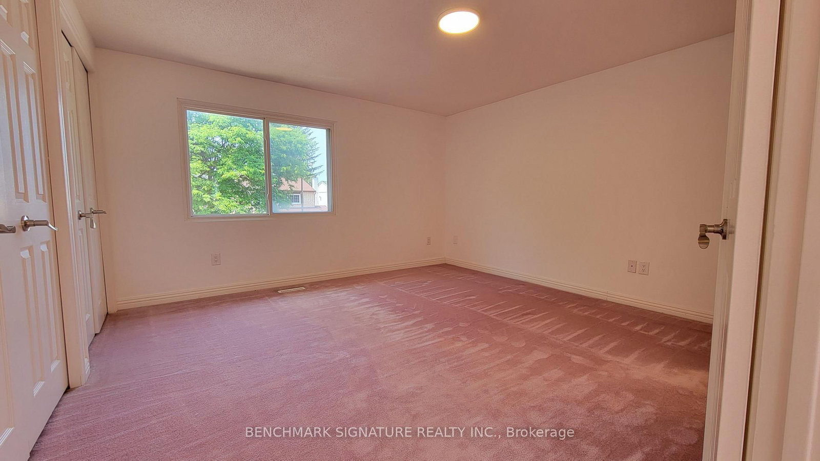 35 Wintermute Boulevard • Toronto, ON photo 20