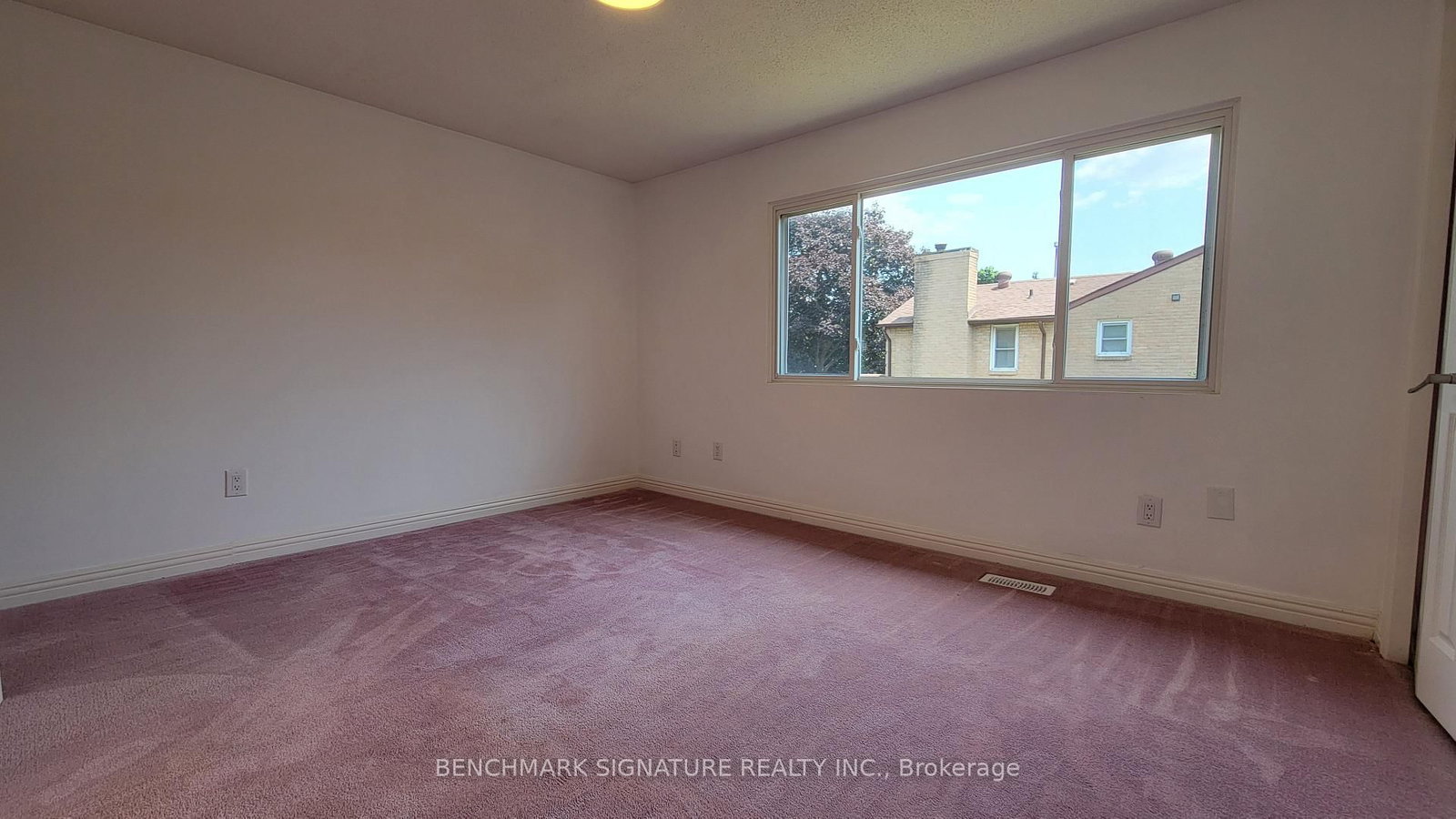 35 Wintermute Boulevard • Toronto, ON photo 27
