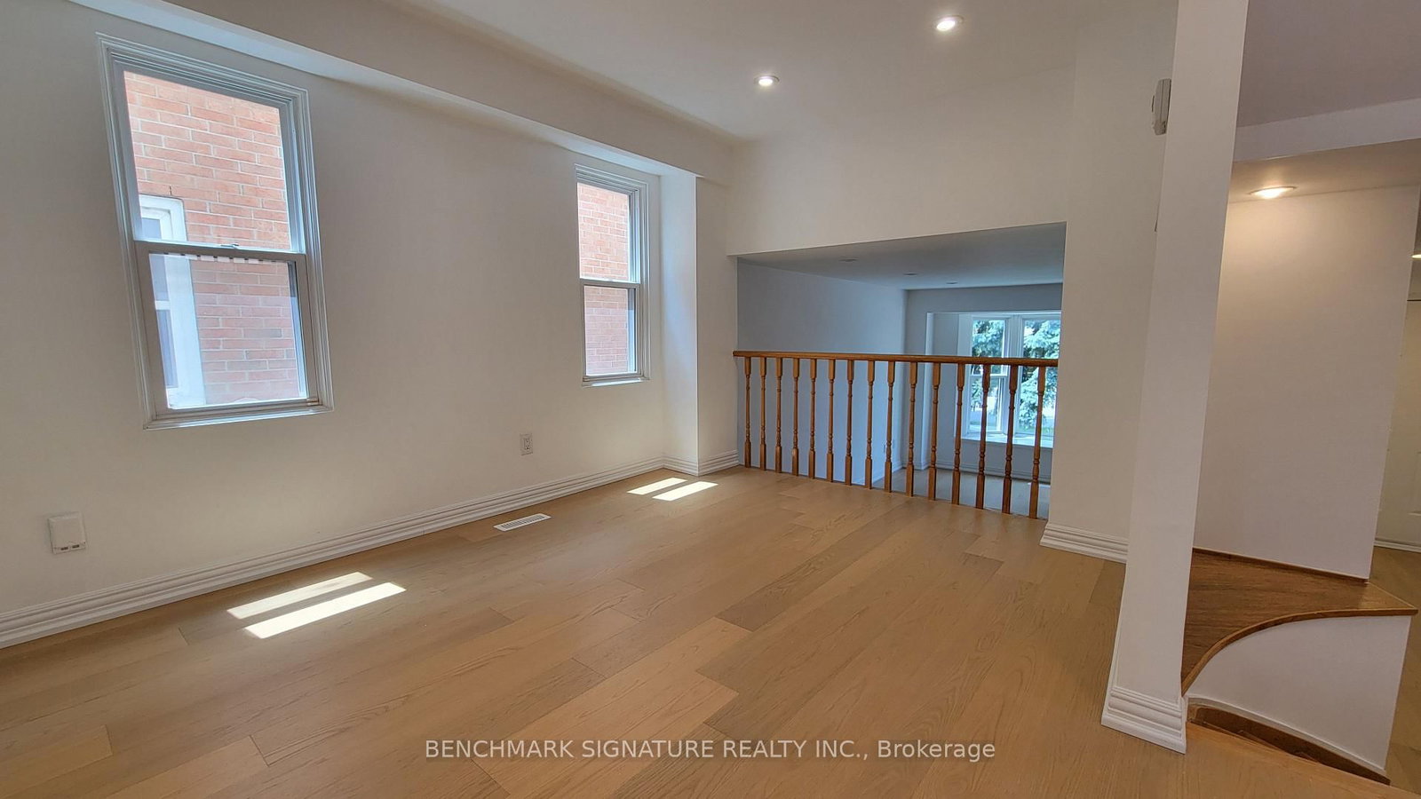 35 Wintermute Boulevard • Toronto, ON photo 9