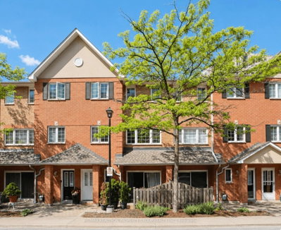 3-bed Townhouse, Condo · 1400 The Esplanade N