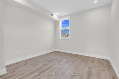 Unit 1 — 36 Park Road S — photo 6