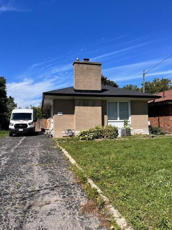 10 Shenley Road, Toronto, ON