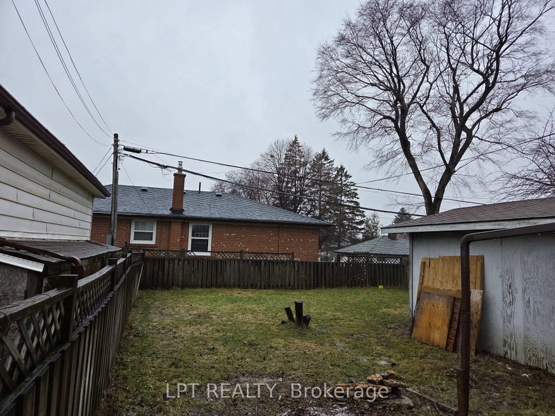 Upper Only - 478 Brimley Road