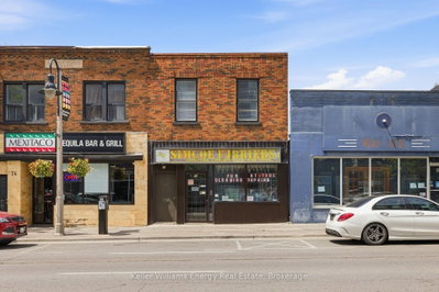 78 Simcoe Street