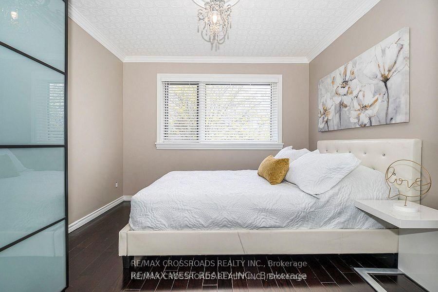 3 Wythenshawe Wood • Toronto, ON photo 26