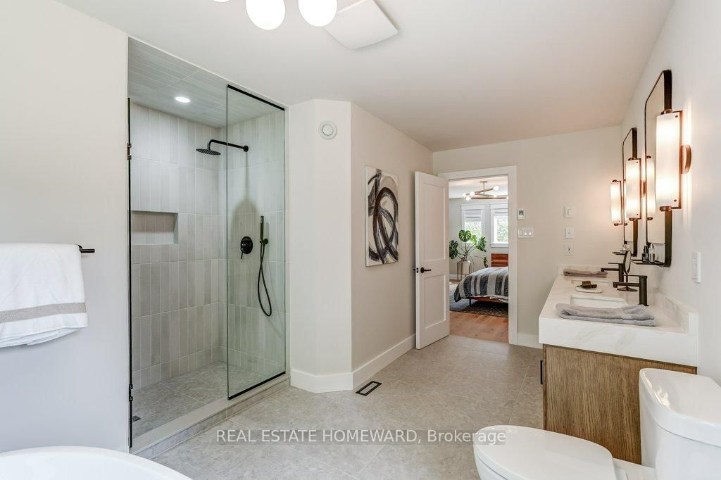 98 Woodview Drive • Pickering, ON photo 32