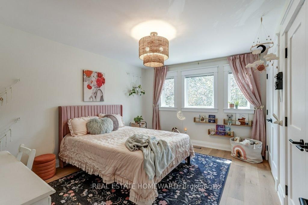 98 Woodview Drive • Pickering, ON photo 33