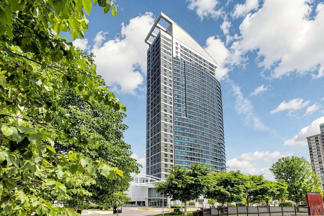 3503 - 38 Lee Centre Drive