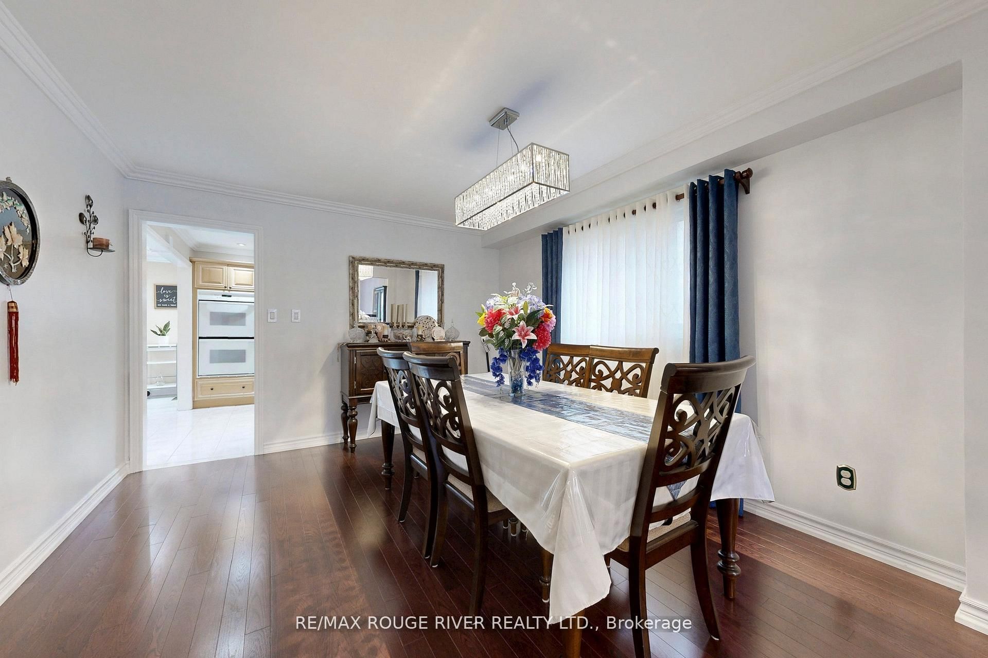 45 Rotherglen Road N