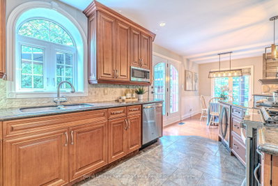 7725 N Leskard Road • Clarington, ON photo 4