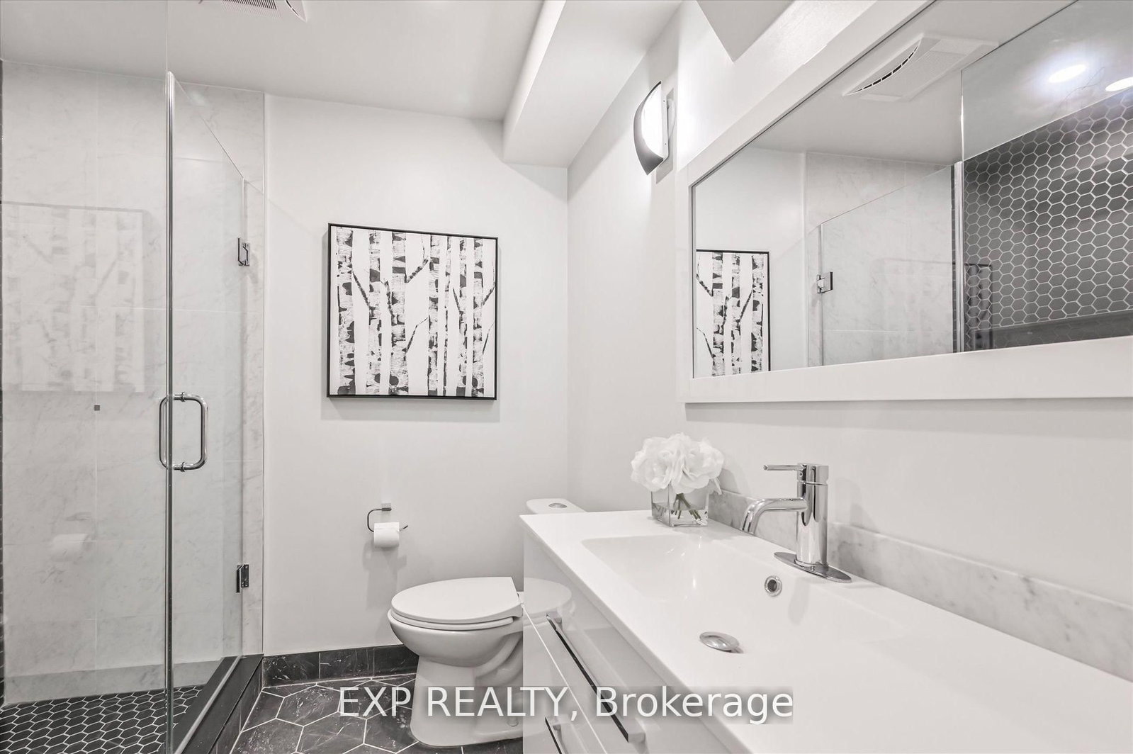 B-922 Logan Avenue, Toronto, ON, photo 3