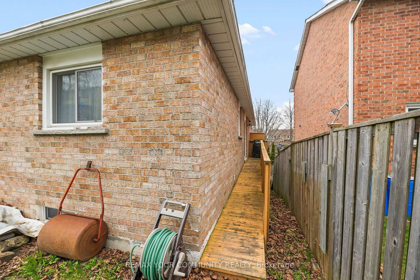 21 Wright Crescent • Ajax, ON photo 14