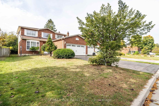 4 Broughton Court