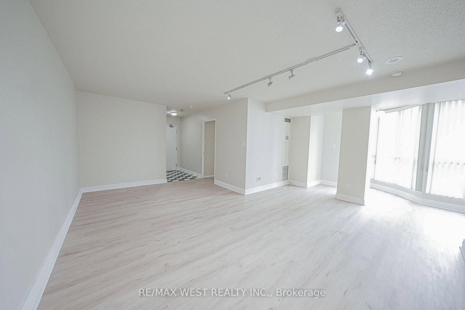 1470 Midland Avenue • #608 • Toronto, ON photo 13