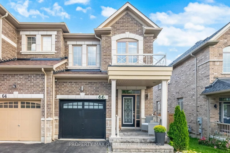 home for lease on 66 Rimrock Crescent
