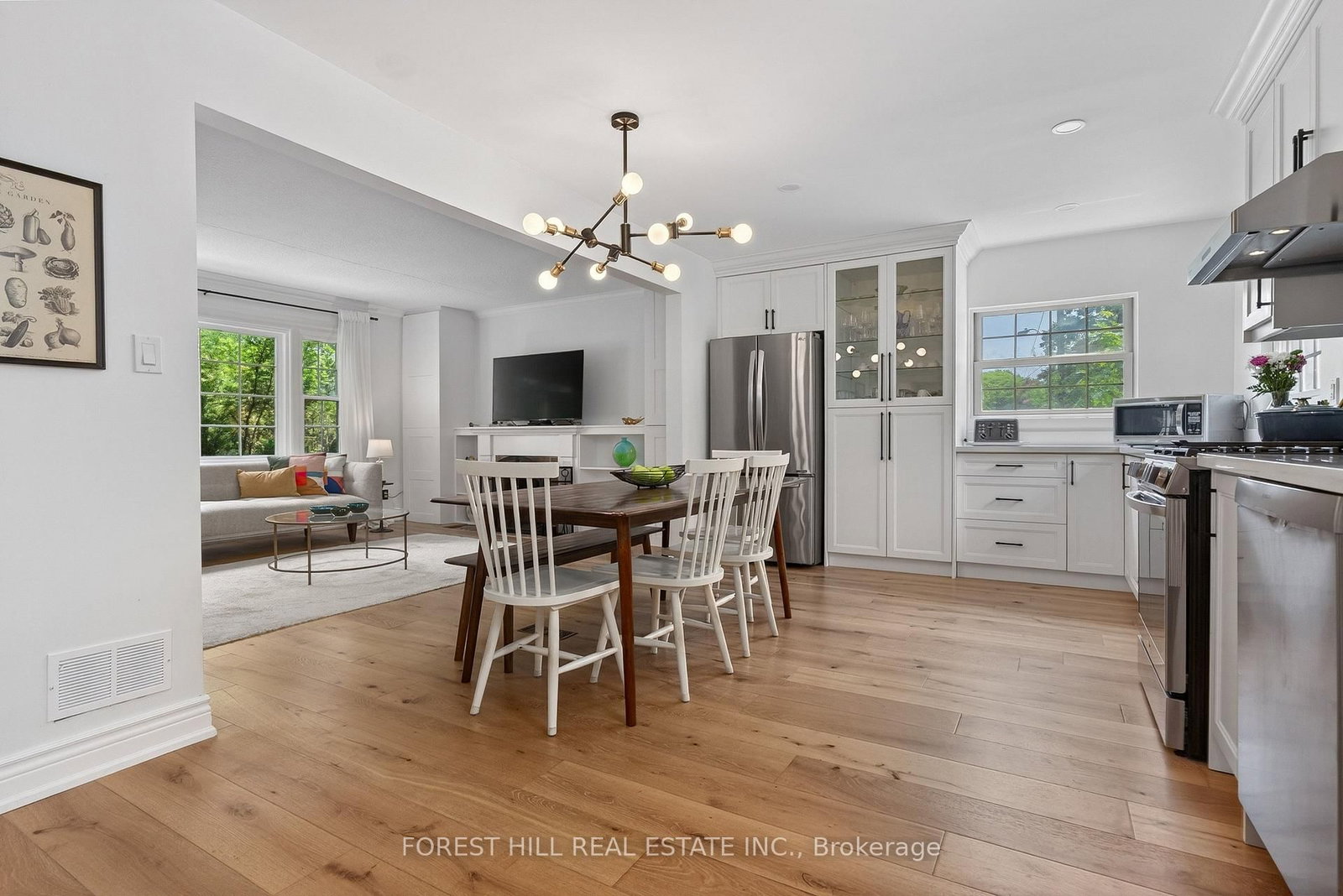 10 Highcliff Crescent • Toronto, ON photo 12