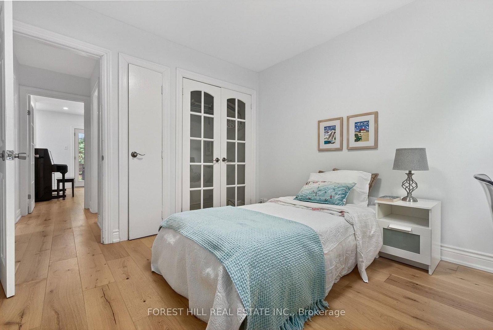 10 Highcliff Crescent • Toronto, ON photo 20