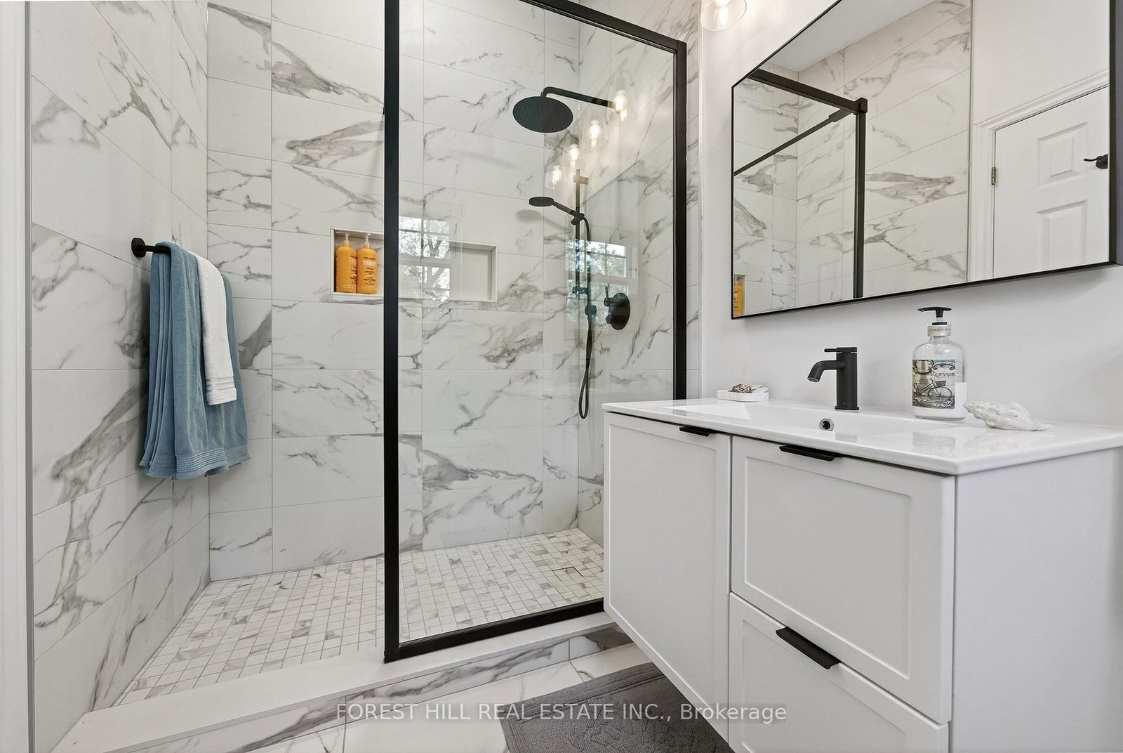 10 Highcliff Crescent • Toronto, ON photo 26