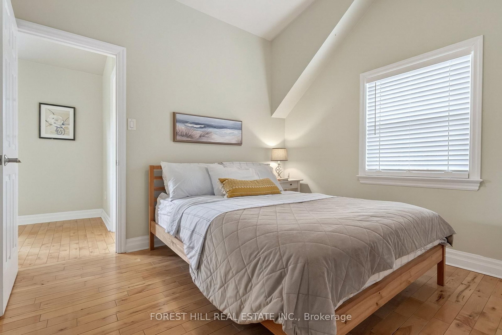 10 Highcliff Crescent • Toronto, ON photo 27