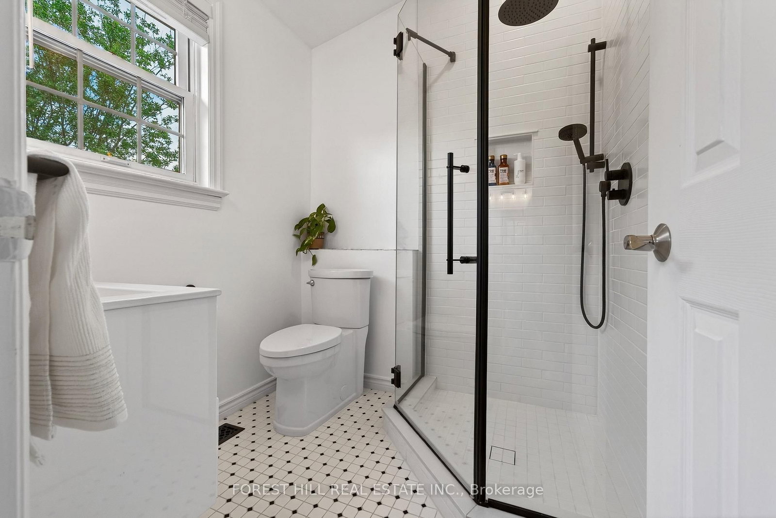 10 Highcliff Crescent • Toronto, ON photo 31