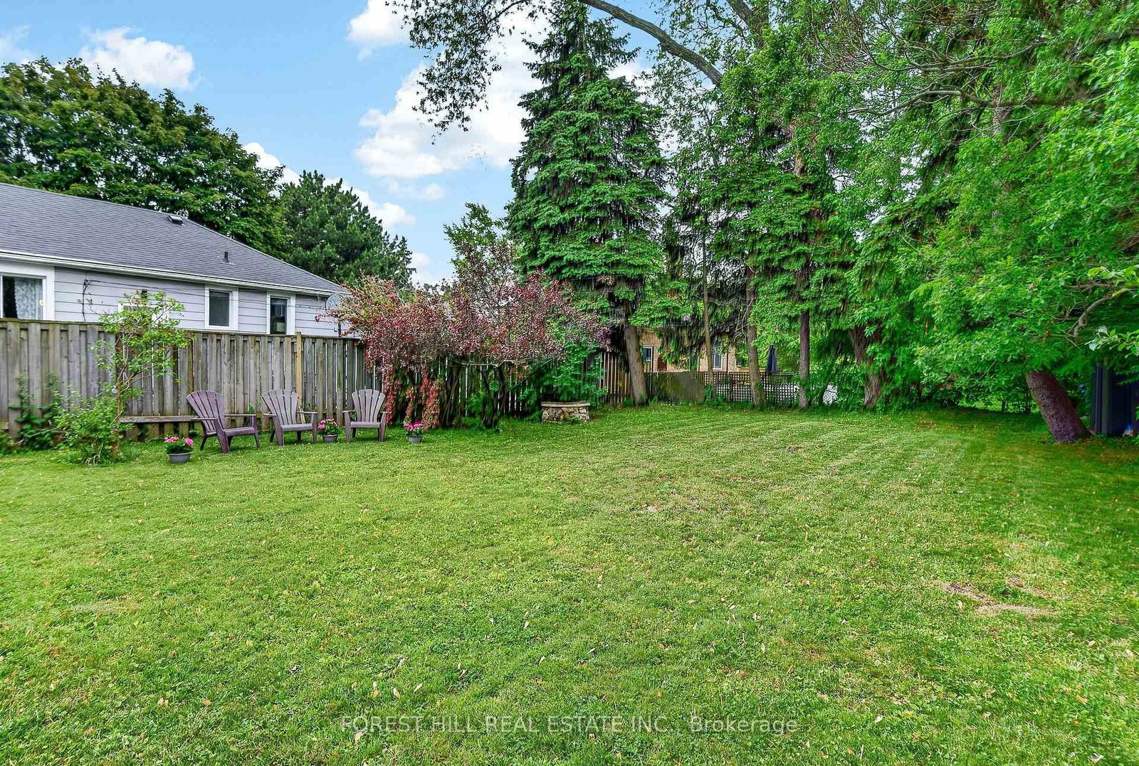 10 Highcliff Crescent • Toronto, ON photo 47