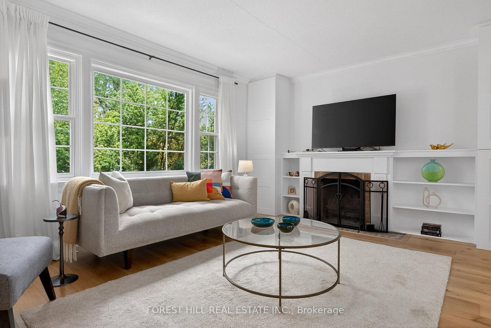 10 Highcliff Crescent • Toronto, ON photo 6