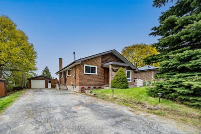 5-bed Detached House · 500 Larry Ave